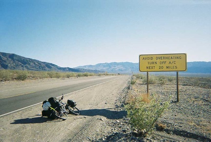  I leave the heat of Stovepipe Wells and head up Highway 190 toward Emigrant Campground